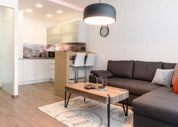 12-home-staging-2-izboveho-bytu-obyvacka-HomeBrand