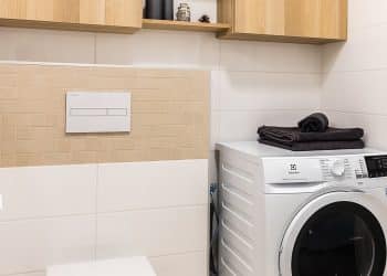 6-home-staging-2-izboveho-bytu-kupelna-HomeBrand