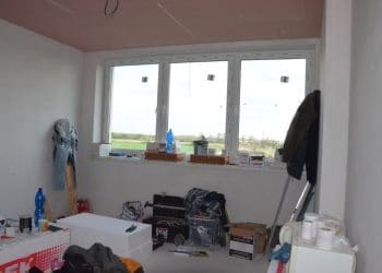 Rekonštrukcia-a-homestaging-bytu-na-prenajom-foto-pred-Cierna-voda-izba