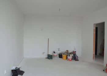 Rekonštrukcia-a-homestaging-bytu-na-prenajom-foto-pred-Cierna-voda-obyvacka